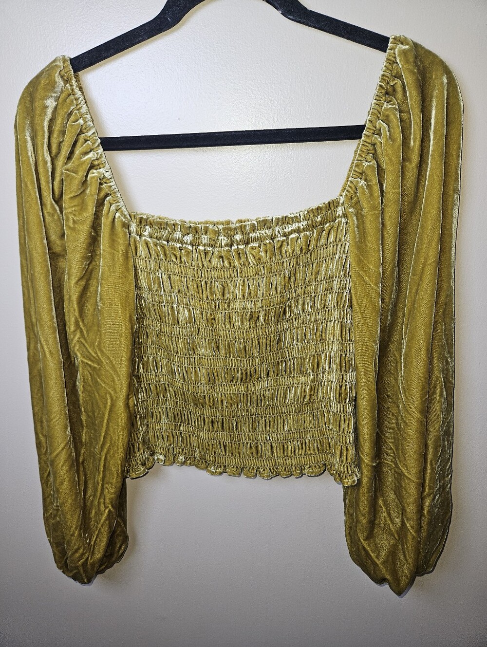 Anthropologie Yellow Velvet Smocked Crop Stretch Boho Blouse Shirt Medium